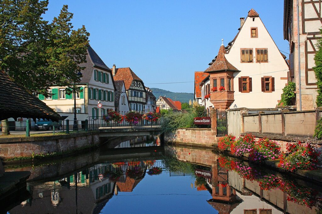 ÜBERSEE-FRANKREICH